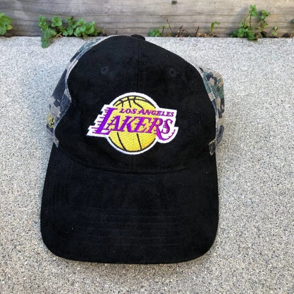 Vintage LOS ANGELES LAKERS Hat Men's Pechanga Resort Camo Basketball Cap​​​​